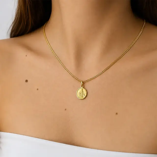 Dije de oro 18k con cadena