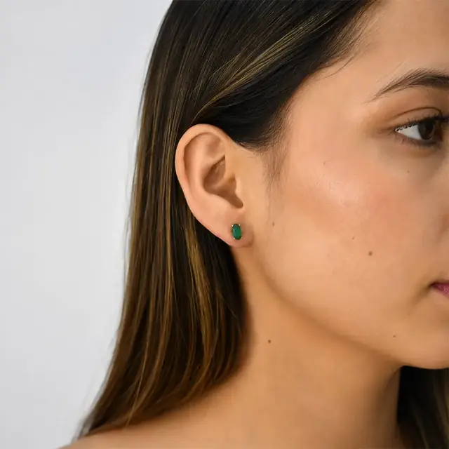 Aretes de oro 18k con piedra