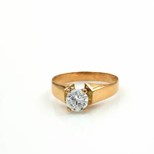 Anillo de oro para mujer 18k diseño solitario con 1 circón transparente